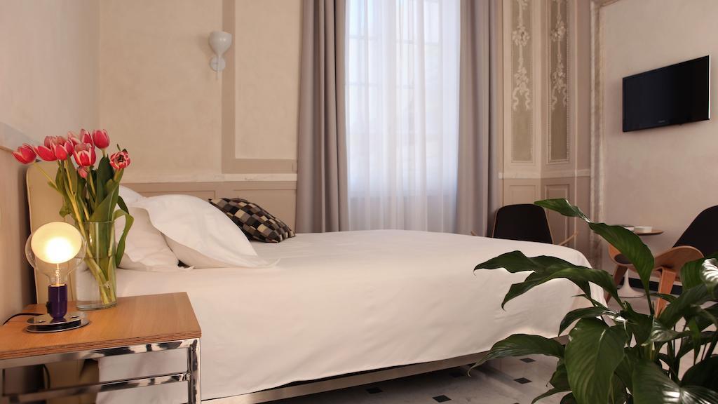 Hotel Le Nuvole Residenza d'Epoca Génova Habitación foto